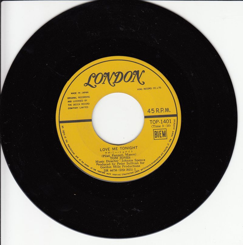 Tom Jones - Love Me Tonight (Japan)
