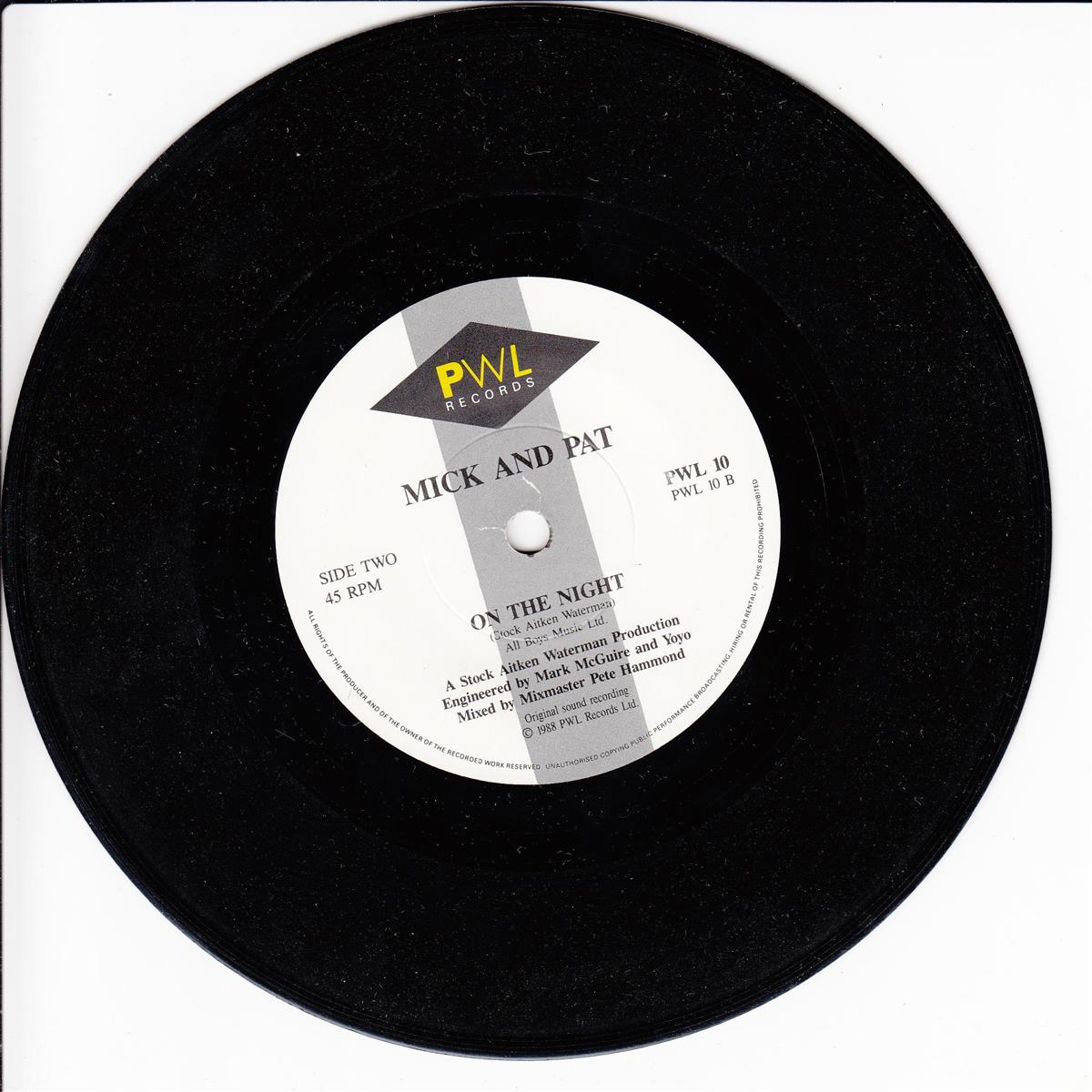 Pat & Mick - Let's All Chant (UK)