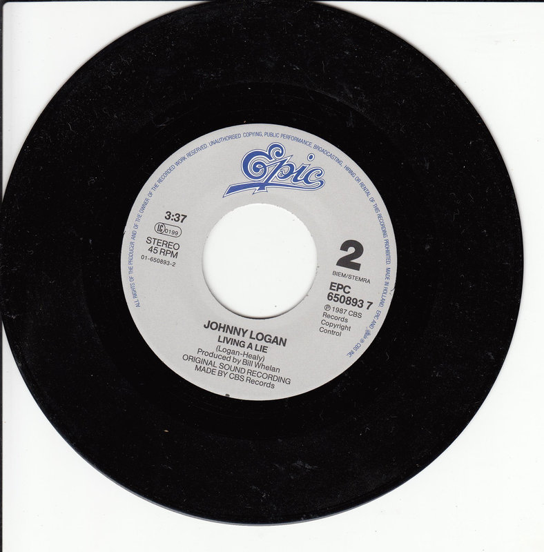 Johnny Logan – Hold Me Now