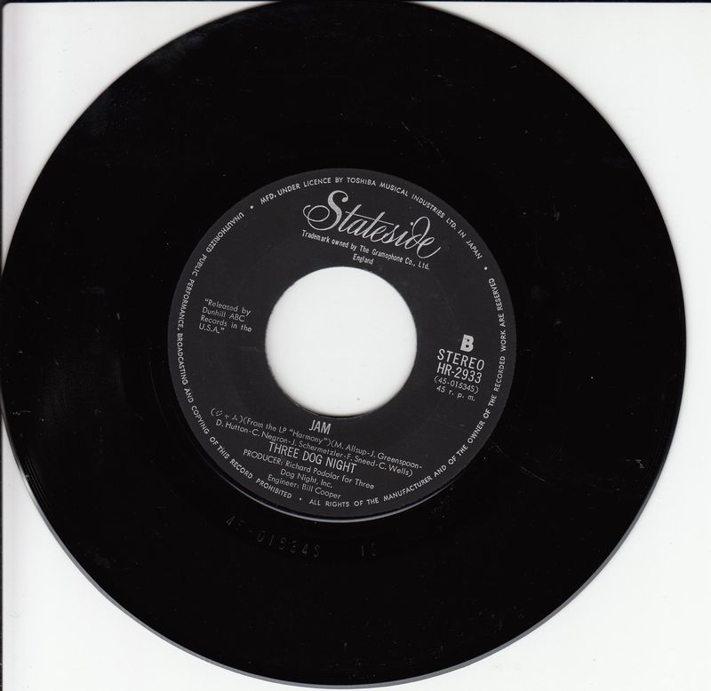 Three Dog Night - An Old Fashioned Love Song (Japan)